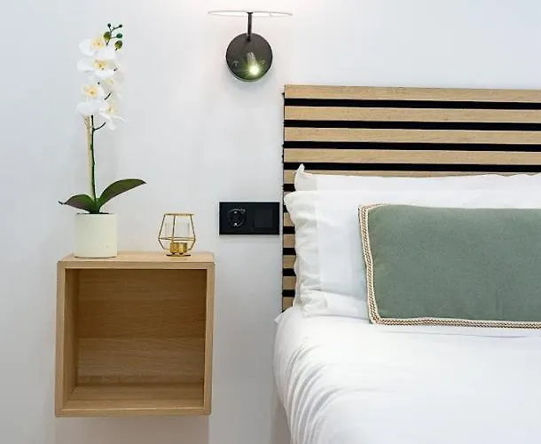 Diosa Cibeles, Teatro