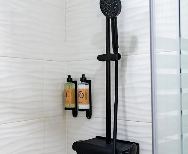 Diosa Cibeles, Teatro Lejlighed *